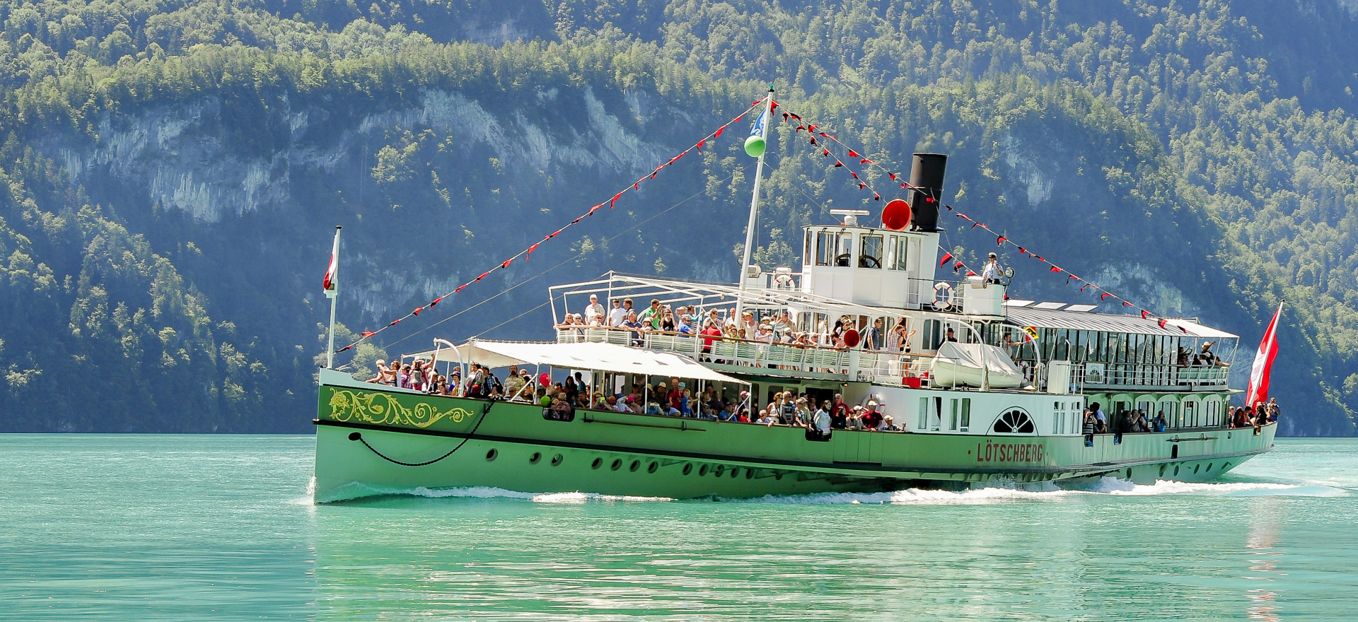 Dampfschiff Lötschberg auf dem Brienzersee