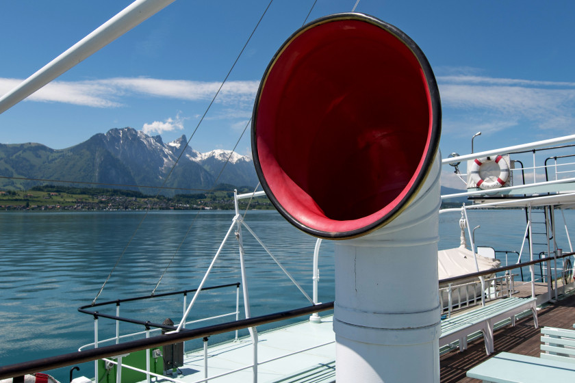 lake brienz cruise bls Blüemlisalp