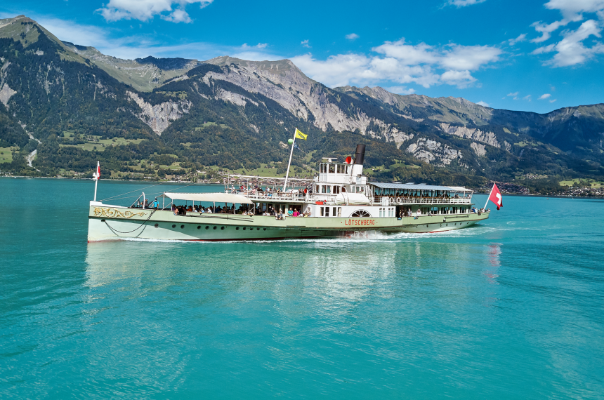 Dampfschiff «Lötschberg» auf dem Brienzersee