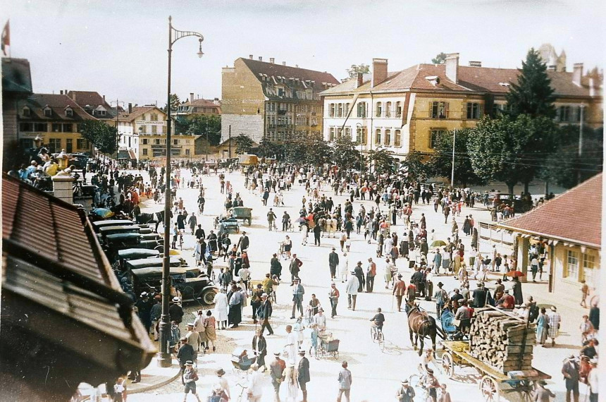 Bahnhofplatz Thun im Jahr 1923