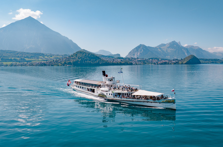 DS Blümlisalp auf dem Thunersee